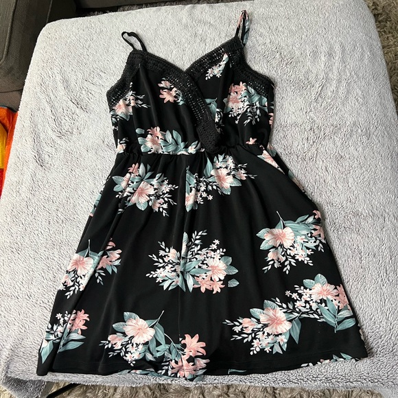 Warehouse One romper with pockets - Picture 2 of 3